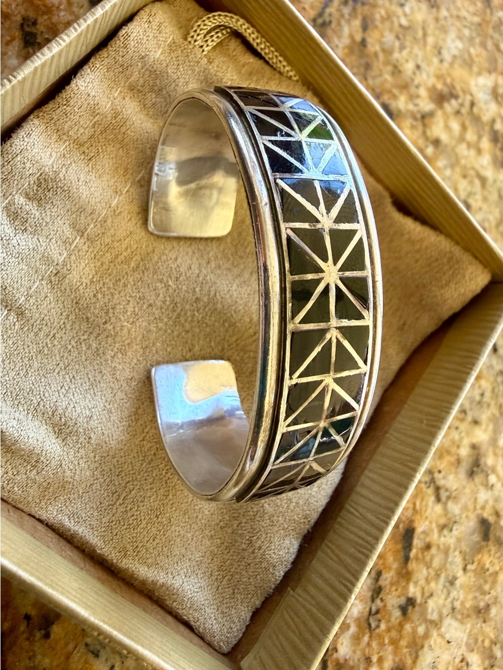 Vintage Zuni Sterling Silver Black Onyx Channel Inlay Cuff Bracelet 25g Signed